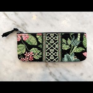 Vera Bradley quilted floral zippered pouch clutch